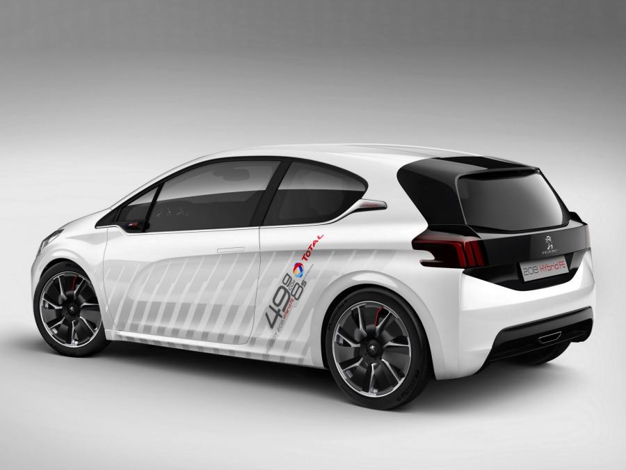  Peugeot 208 HYbrid FE Concept 2013 года  (фото 5 из 5)